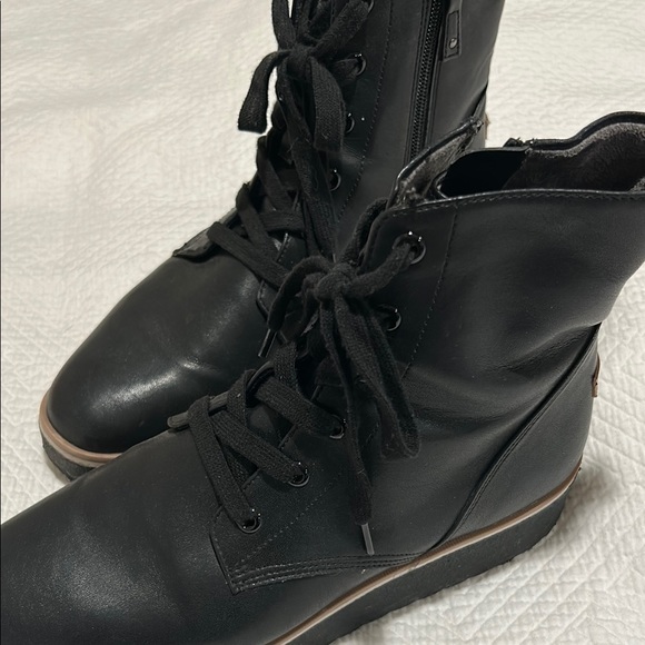 Dr scholls Black Lace-Up Ankle Boots, zip on side - Picture 3 of 7